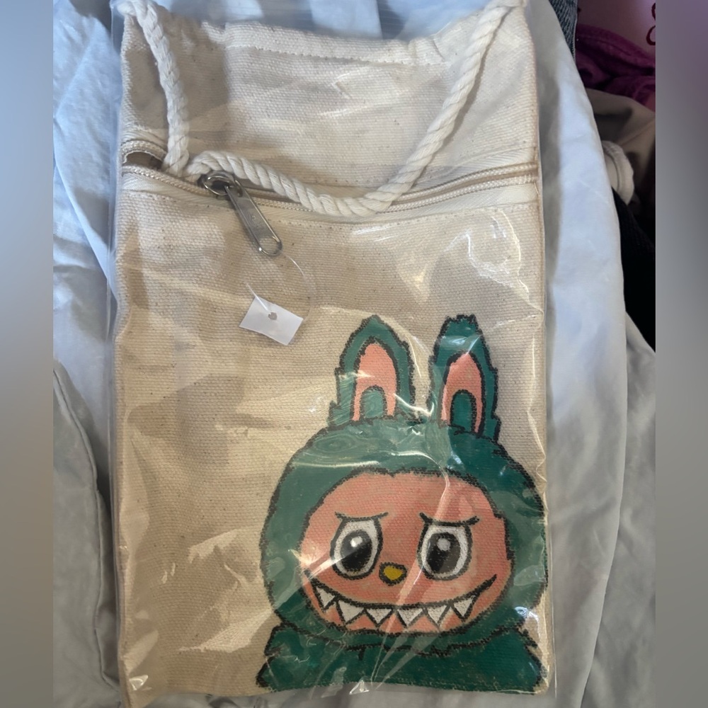 Canvas Bag with green Labubu
